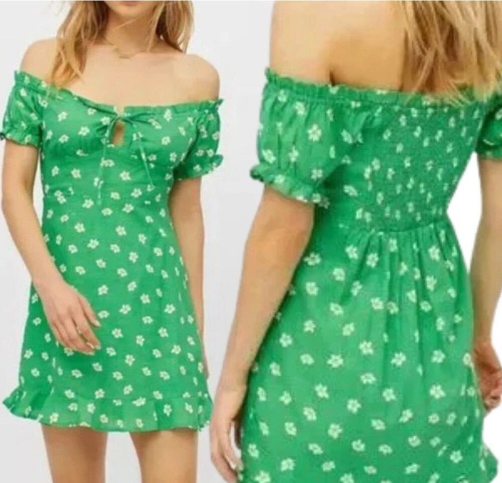 Urban Outfitters Magpie Dress Medium Green Daisy Floral Off Shoulder Milkmaid